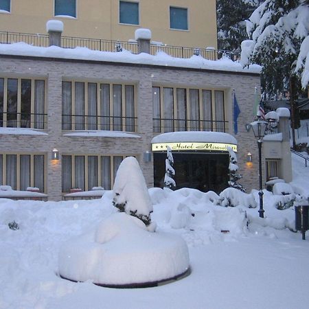 Hotel Miravalle 2000 Лициано ин Белведере Екстериор снимка