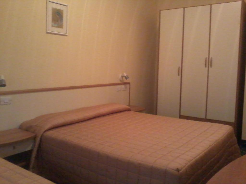 Hotel Miravalle 2000 Лициано ин Белведере Стая снимка